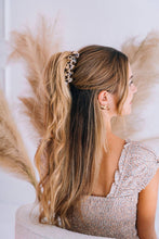 Load image into Gallery viewer, Classic Hair Clip | Med. | Blonde Tortoise