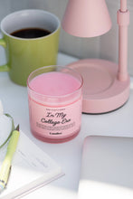 Load image into Gallery viewer, I'M IN MY COLLEGE ERA WICKLESS WAX MELT