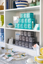 Load image into Gallery viewer, Sea La Vie Bath Bomb