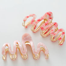 Load image into Gallery viewer, Willow Rosé | Large Squiggle Metal Claw Clip
