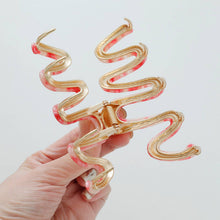 Load image into Gallery viewer, Willow Rosé | Large Squiggle Metal Claw Clip