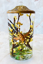 Load image into Gallery viewer, White River Designs Lifetime Candle - Bumblebee
