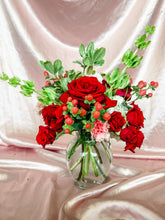 Load image into Gallery viewer, XOXO
