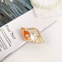 Load image into Gallery viewer, Conch Acrylic Hair Clip L4990
