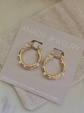 Load image into Gallery viewer, Pearls Gold Hoop Earrings Stainless Steel waterproof
