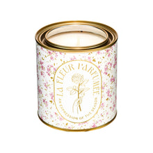 Load image into Gallery viewer, La Fleur Coquette Bouquet Soy Candle
