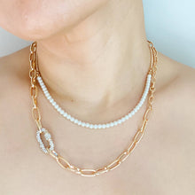 Load image into Gallery viewer, Classic Duo Layered Pearl Necklace Set
