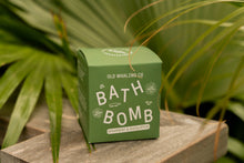 Load image into Gallery viewer, Spearmint &amp; Eucalyptus Bath Bomb
