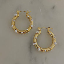 Load image into Gallery viewer, Pearls Gold Hoop Earrings Stainless Steel waterproof
