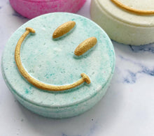 Load image into Gallery viewer, Happy Bath Bomb (Emoji, Smiley)
